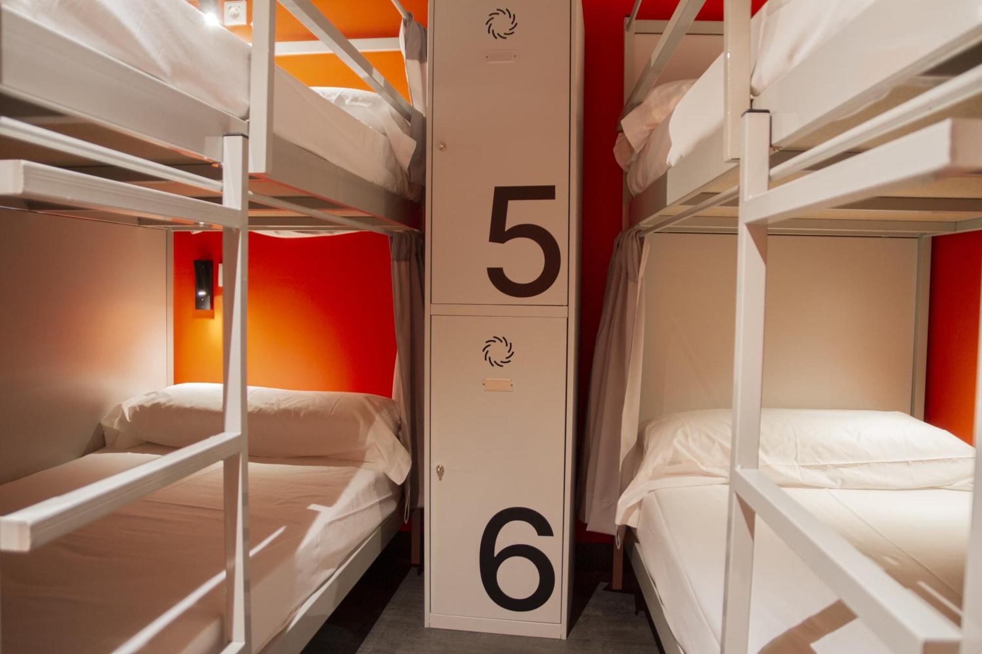 Room00 Valencia Hostel Bilik gambar