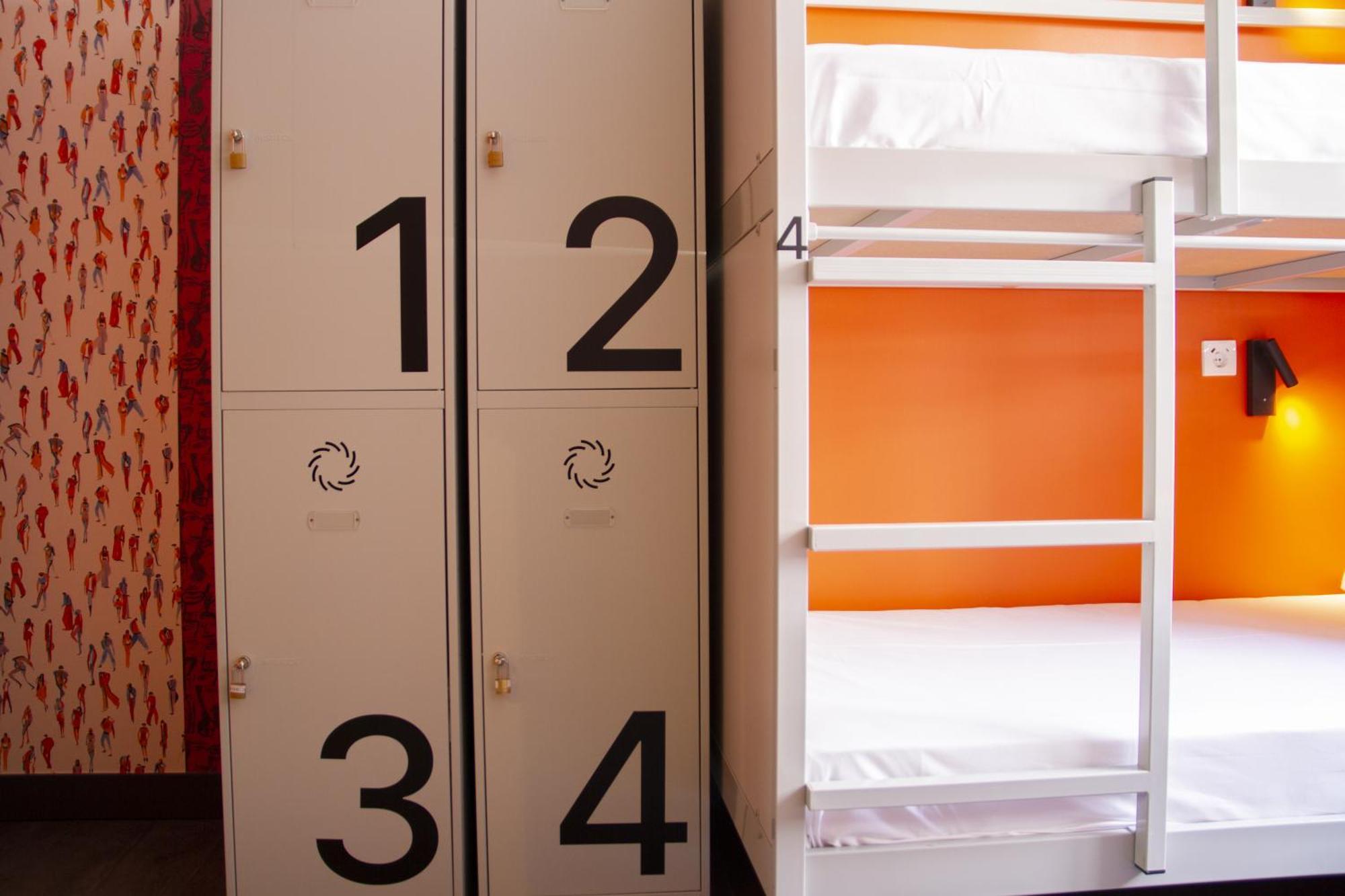 Room00 Valencia Hostel Bilik gambar